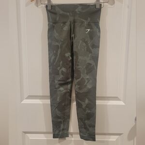 Gymshark Adapt Camo Seamless Legging Size Small